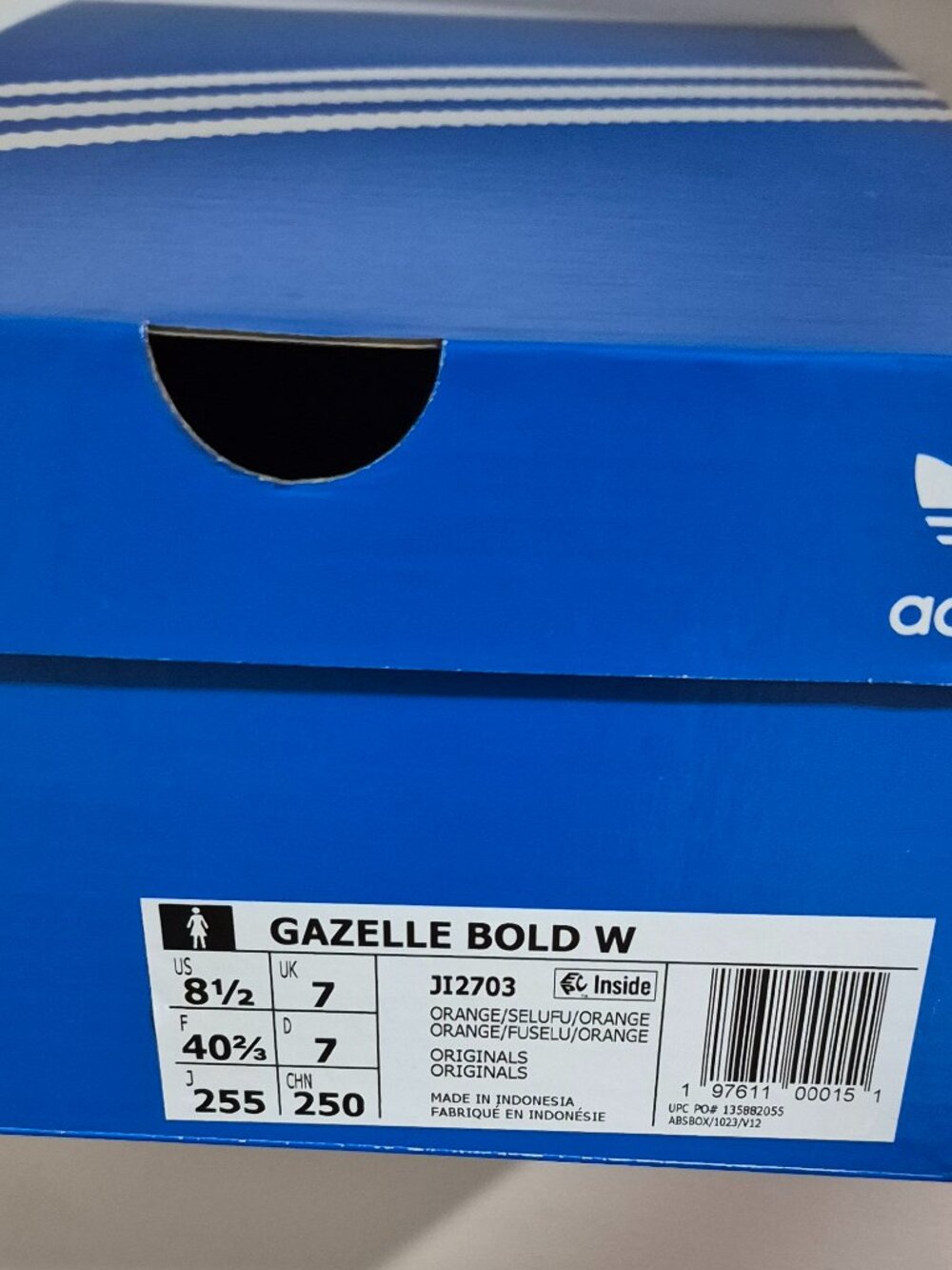 ADIDAS SNEAKERS - SIXE 8 1/2 US  - NWT - Picture 6 of 6